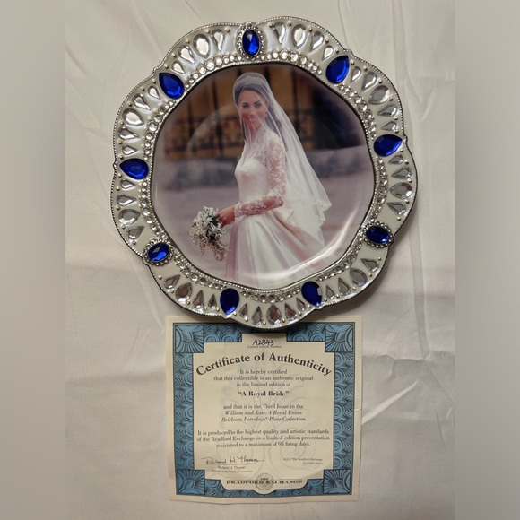 The Bradford Exchange Other - Bradford Exchange A Royal Bride Kate Middleton Plate